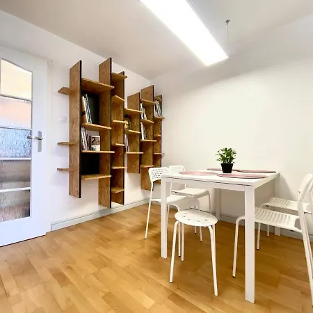 K22 Pole Mokotowskie Apartman