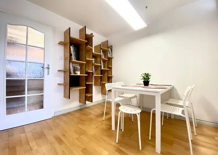 K22 Pole Mokotowskie Lägenhet